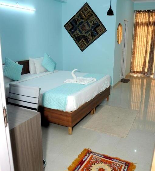 三人经典房间, Collection O 81038 Royal Galaxy Inn