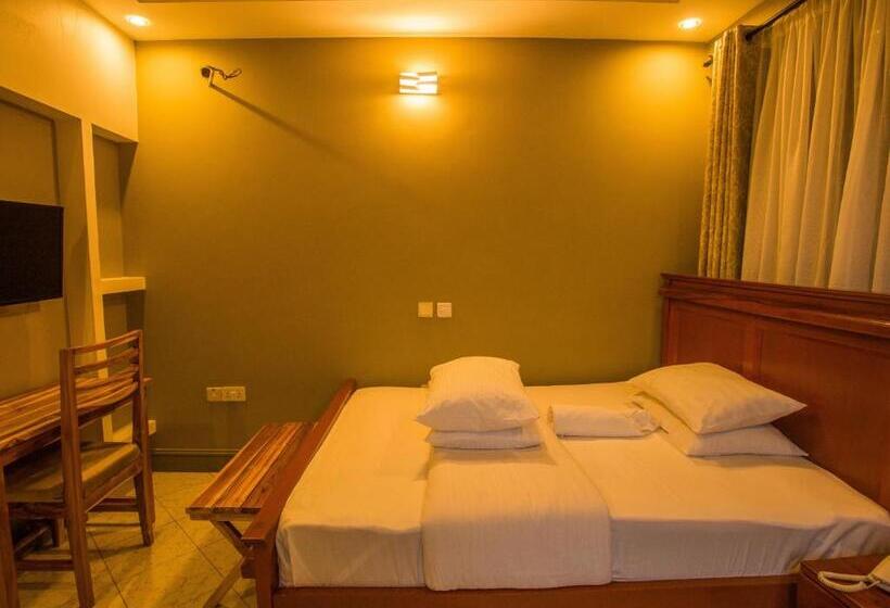Номер Стандарт, Medan Hotel & Apartments