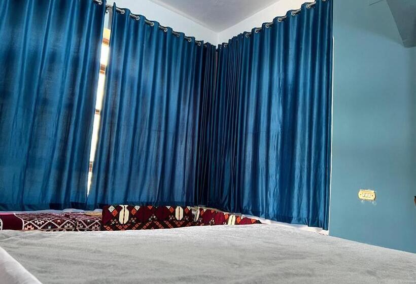 اتاق راحتی سه تخته, Pyramids View Guest Villa