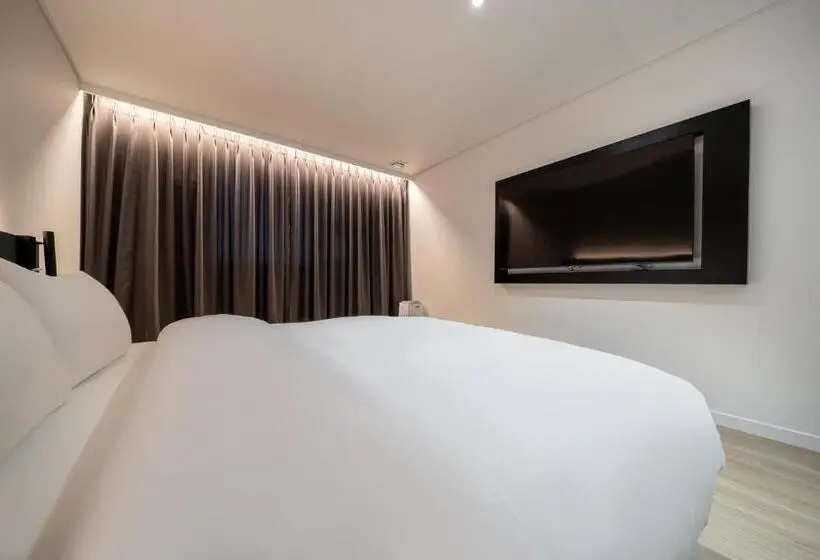 クイーンサイズベッドのスイートルーム, Hound Hotel Mokpo Peace Plaza