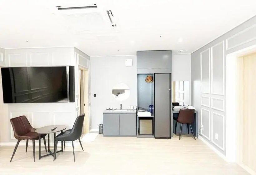 デラックストリプルルーム, Hound Hotel Mokpo Peace Plaza
