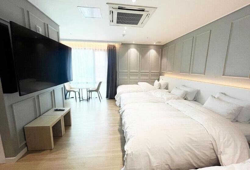 豪华家庭房间, Hound Hotel Mokpo Peace Plaza