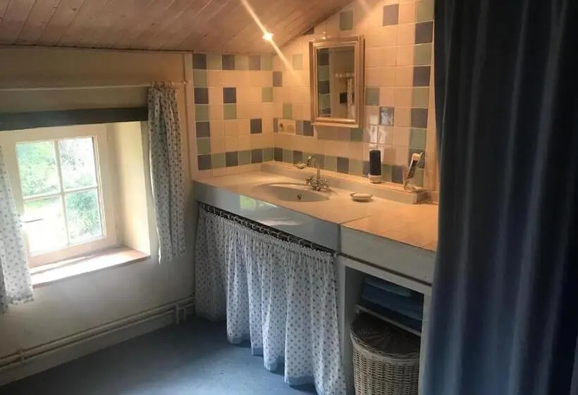 ガーデンビュースタンダードルーム, Papillons B&b   Beauty, Comfort And Peace 25 Mins From Puy Du Fou