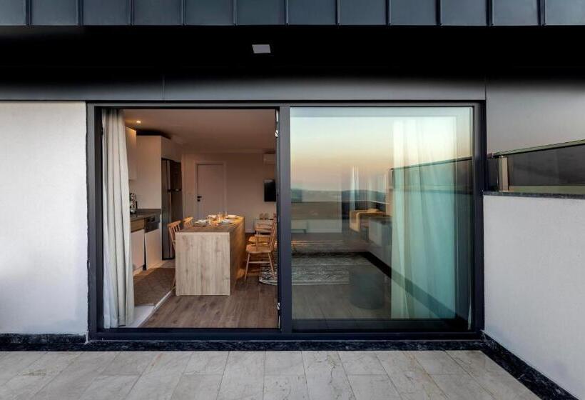 Апартаменты 1 Спальня с Балконом, Luna Residence
