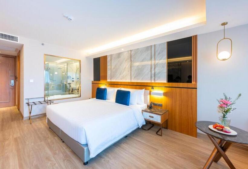 Номер Deluxe Вид на Бассейн, Wyndham Jomtien Pattaya