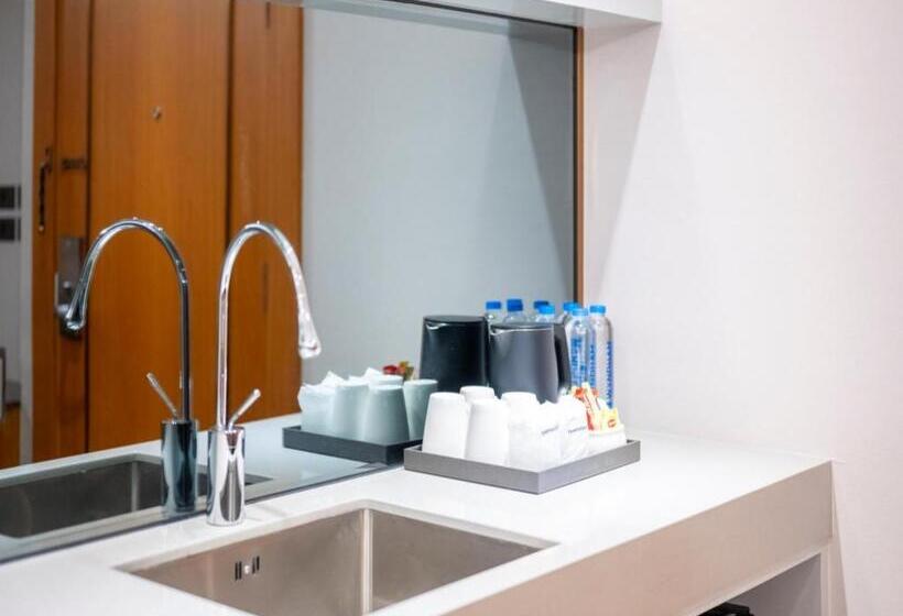 庭の見えるジュニアスイート, Wyndham Jomtien Pattaya