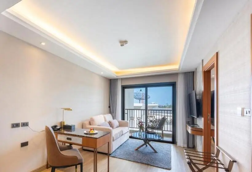 庭の見えるジュニアスイート, Wyndham Jomtien Pattaya