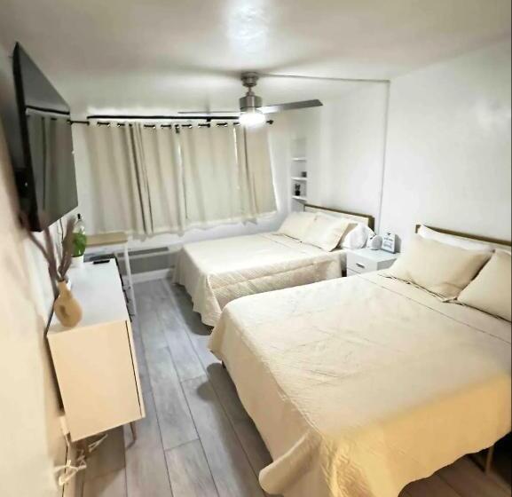 آپارتمان 1 خوابه, Ocean Front Condo On The Beach
