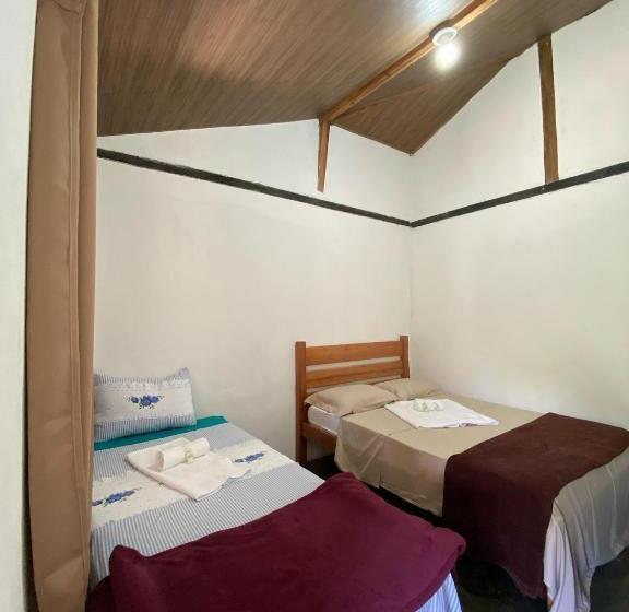 Номер Стандарт Трехместный, Hospedagem Vilella Da Serra