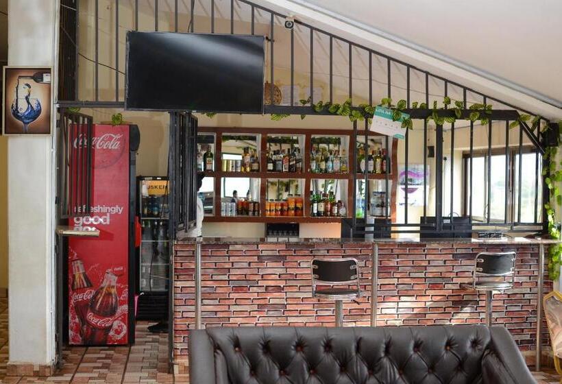 اتاق اکونومی, Quinten Hotel Kisumu