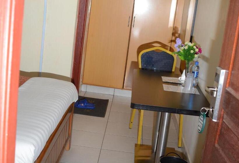 اتاق لوکس با چشم‌انداز دریاچه, Quinten Hotel Kisumu