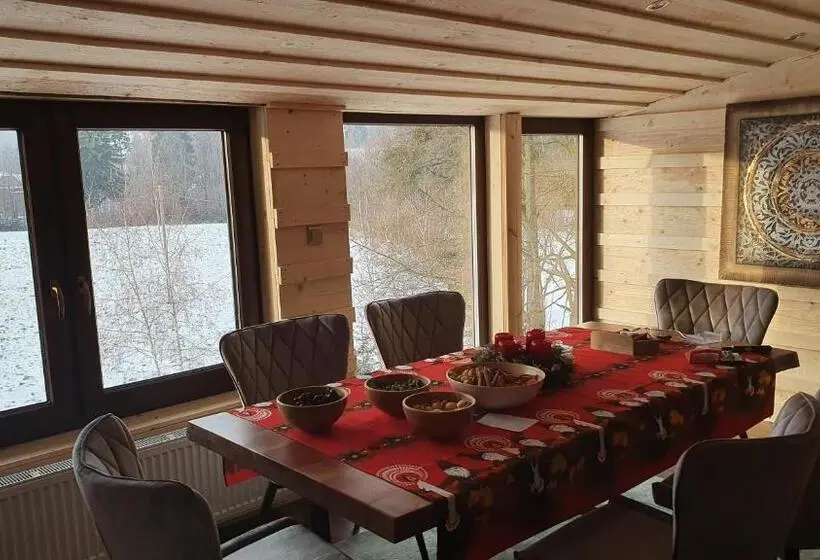 Sviitti Allasnäkymä, Wellness Beskydy