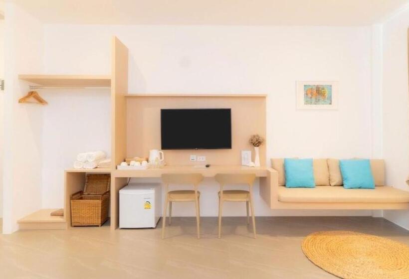 غرفة قياسية, Cruises The Pool Access