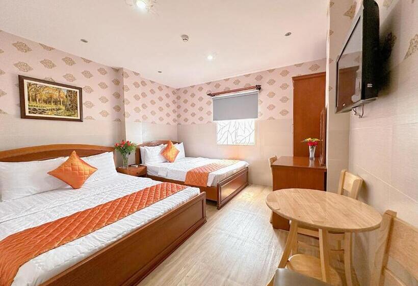 اتاق استاندارد چهار تخته, Gia Bảo 2