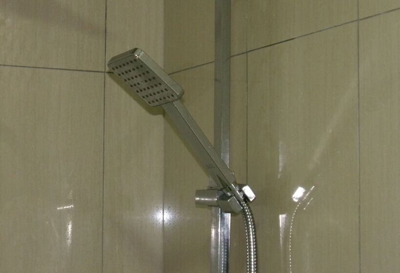 اتاق سوپریور, Oren