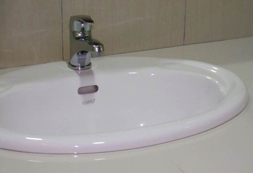 اتاق سوپریور, Oren