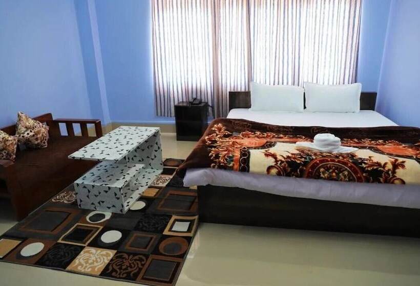 수피리어 룸, Vivid Tawang