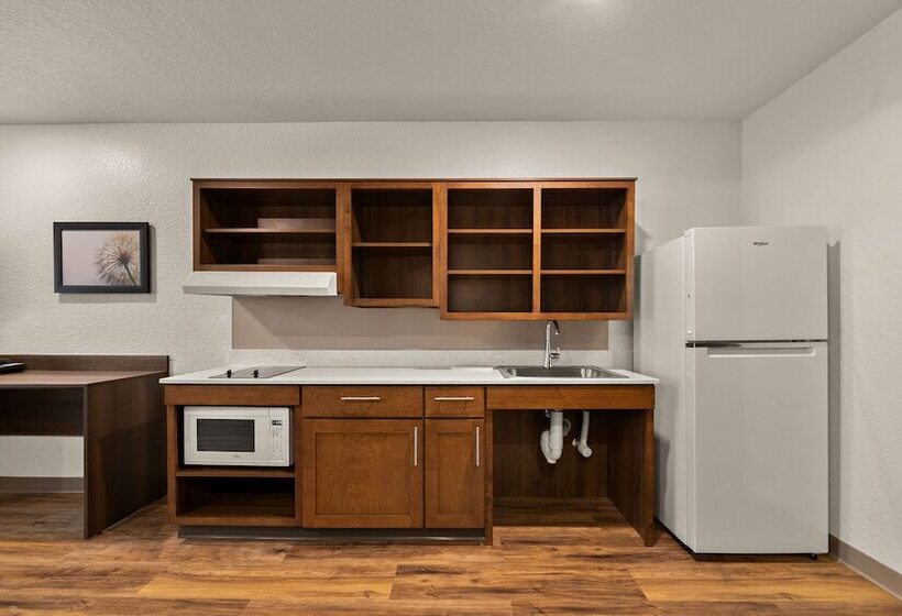 Люкс Адаптированный для Инвалидов, Woodspring Suites Port Orange   Daytona Beach