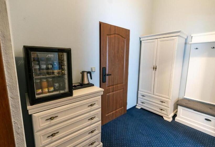 חדר דלוקס, Zámek D Este