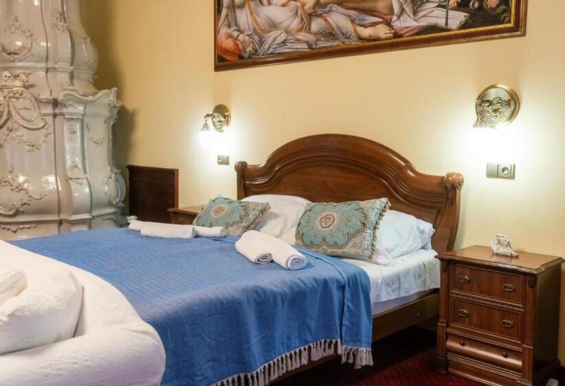 סוויטה נשיאותית, Zámek D Este