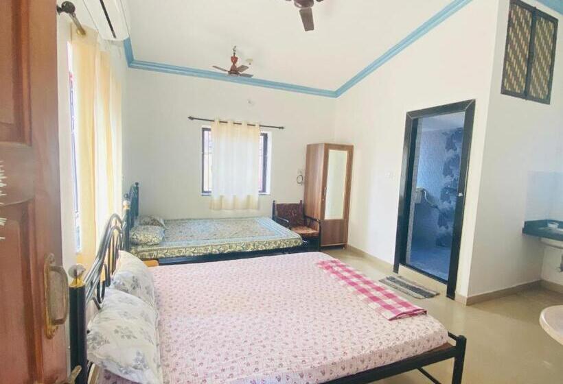 חדר סטנדרט לארבעה, Matilda Guest House