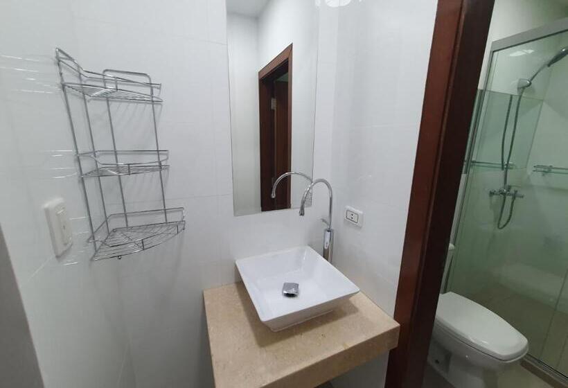 Familienzimmer, Alissthon