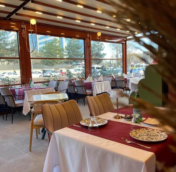 Люкс Повышенной Комфортности, Carti̇er Luxury Otel