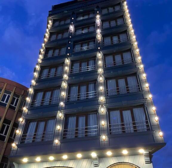 Семейный Номер Вид на Сад, Carti̇er Luxury Otel