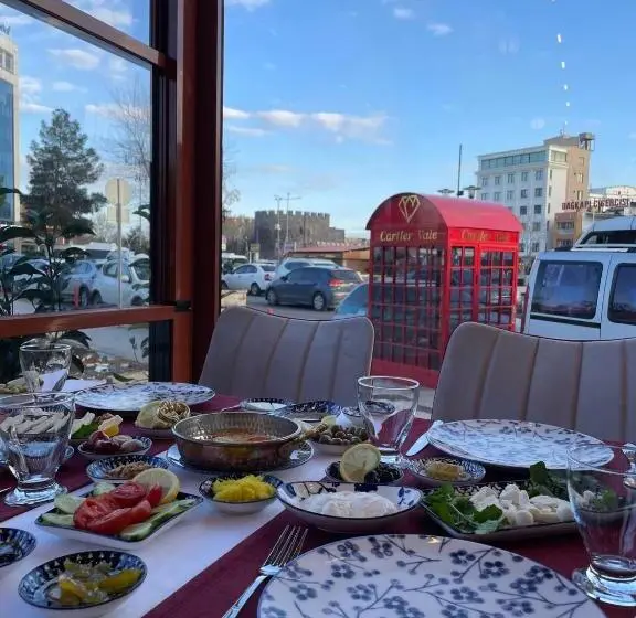 اتاق خانوادگی با چشم‌انداز باغ, Carti̇er Luxury Otel