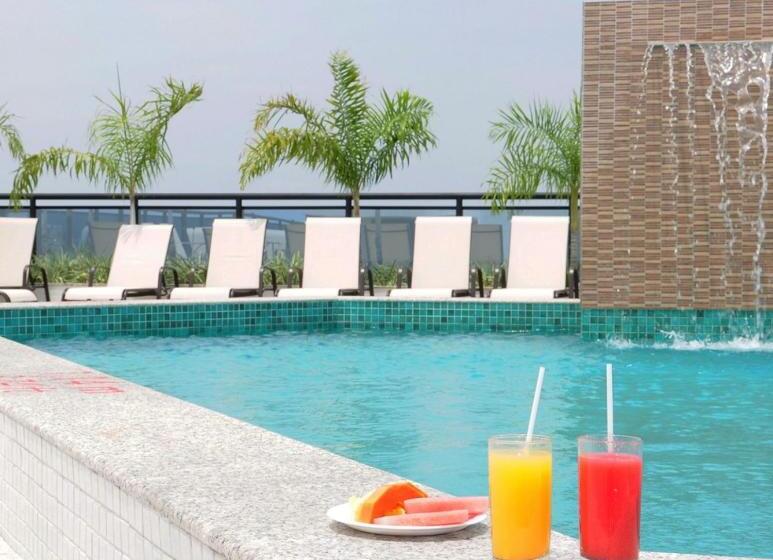 سوییت لوکس, Flat Innerbloom Manaus