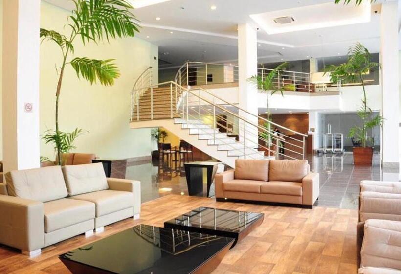 سوییت لوکس, Flat Innerbloom Manaus