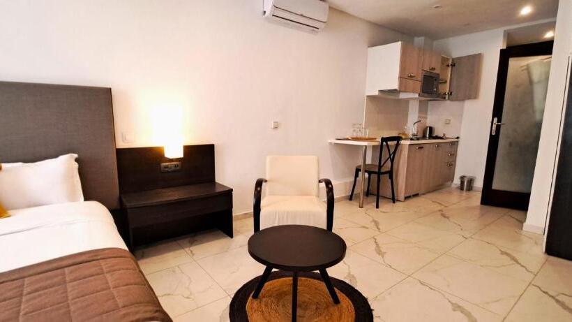 اتاق استاندارد, Hôtel Les Terrasses De Bonoumin