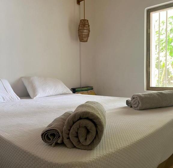 Pokój Standard, Komorebi Madiha