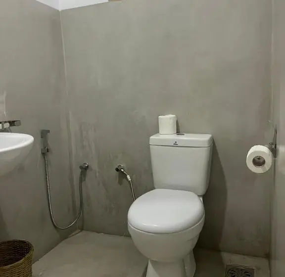 Deluxe-bungalow, Komorebi Madiha