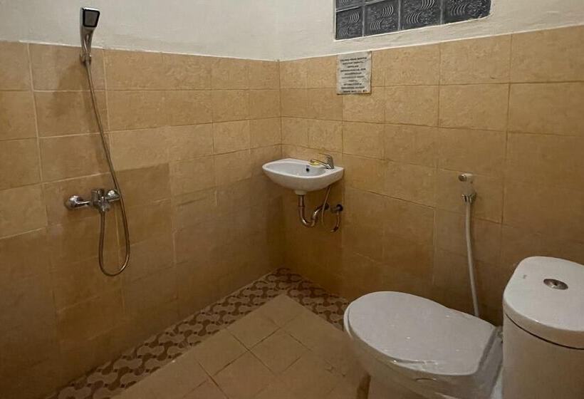 Номер Deluxe, Oyo 93502 Homestay Pakmuklis Syariah 2