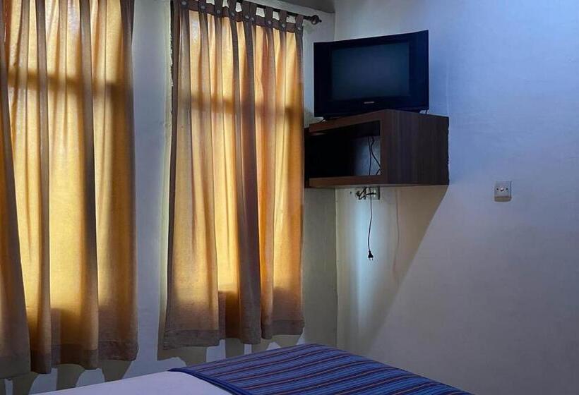 デラックスルーム, Oyo 93502 Homestay Pakmuklis Syariah 2