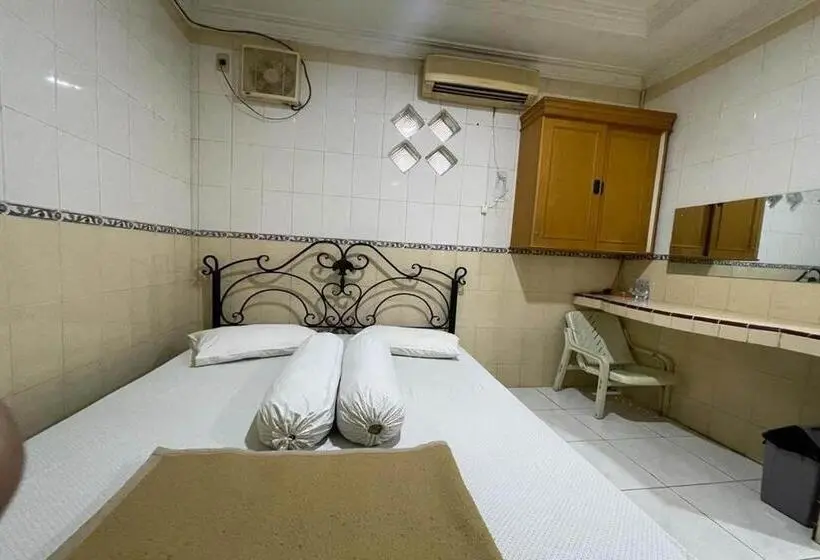 デラックスルーム, Oyo 93502 Homestay Pakmuklis Syariah 2