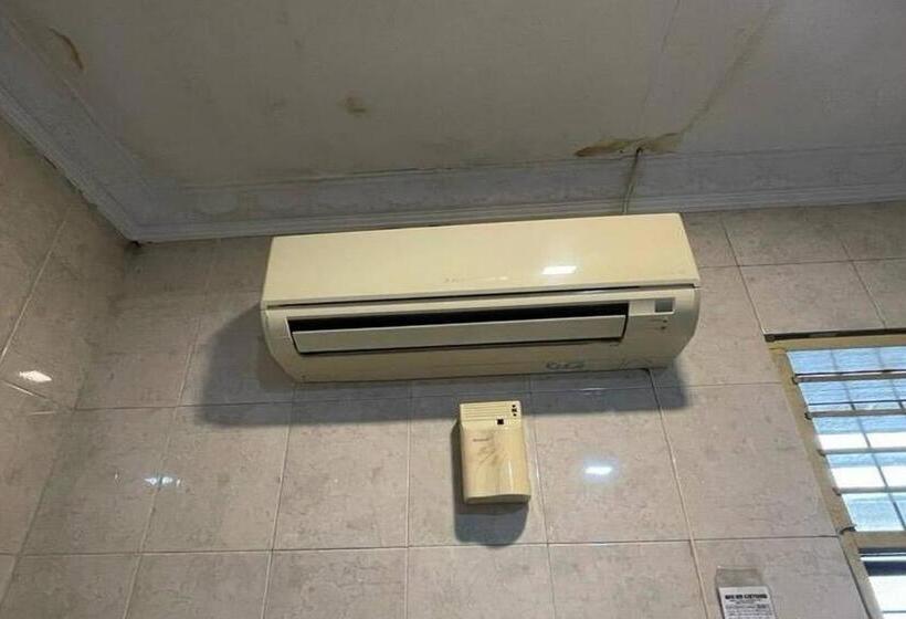 デラックスルーム, Oyo 93502 Homestay Pakmuklis Syariah 2