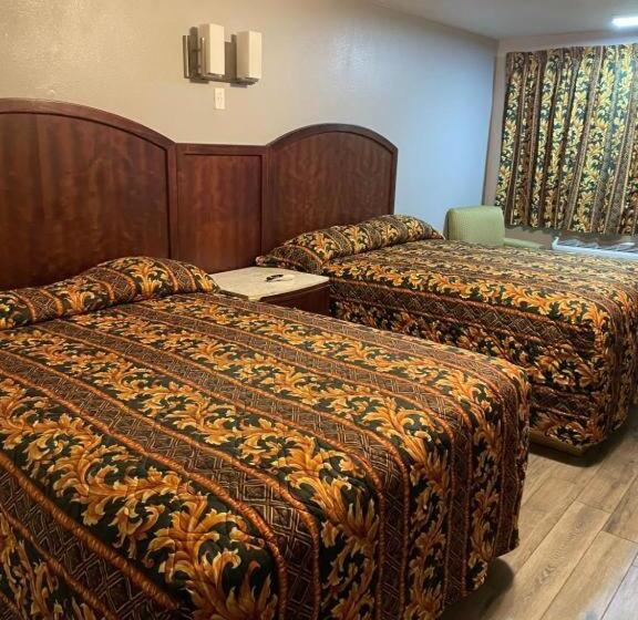 高级大房间, Regency Inn Norco