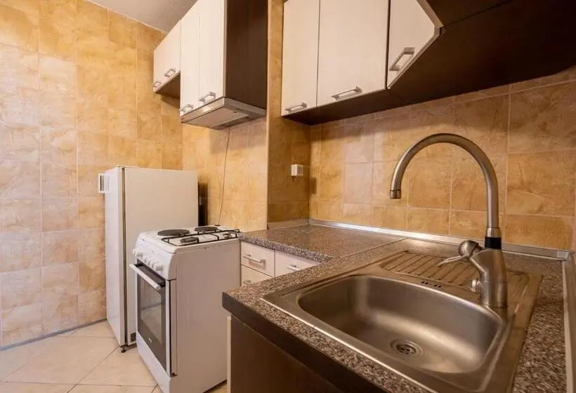 استودیوی استاندارد, Apartments Vrabac