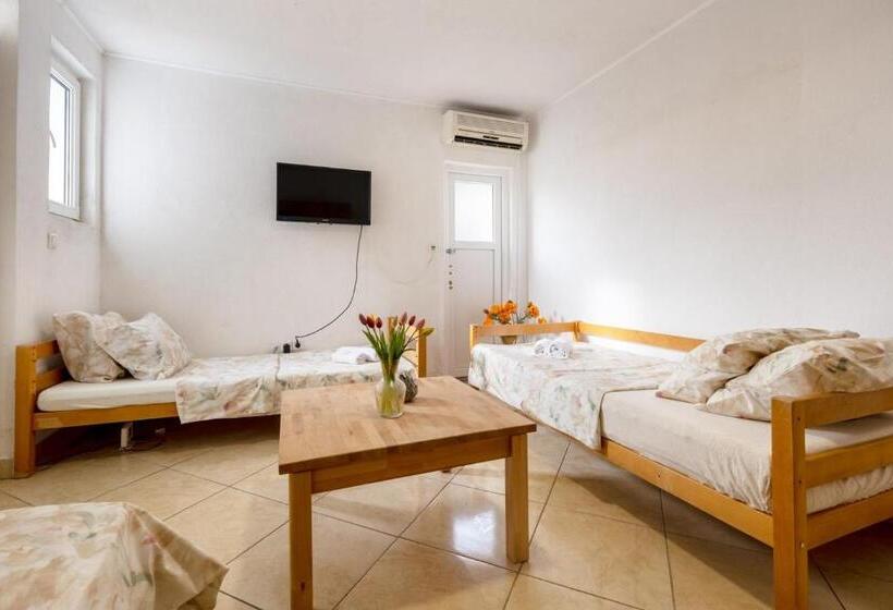 استودیو استاندارد با بالکن, Apartments Vrabac