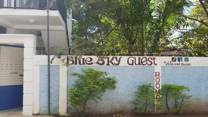 バルコニー付きデラックスルーム, Blue Sky Villa