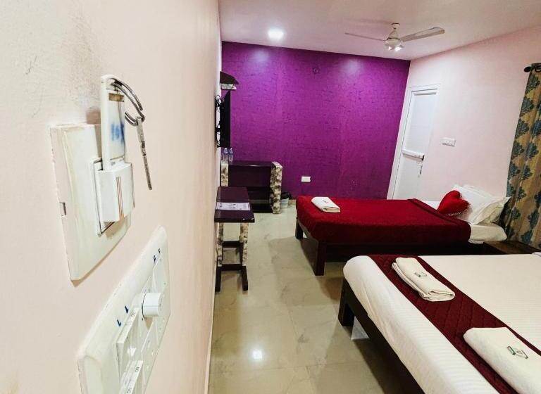 غرفة إقتصادية ثلاثية, Serenity Sands Beach Resort