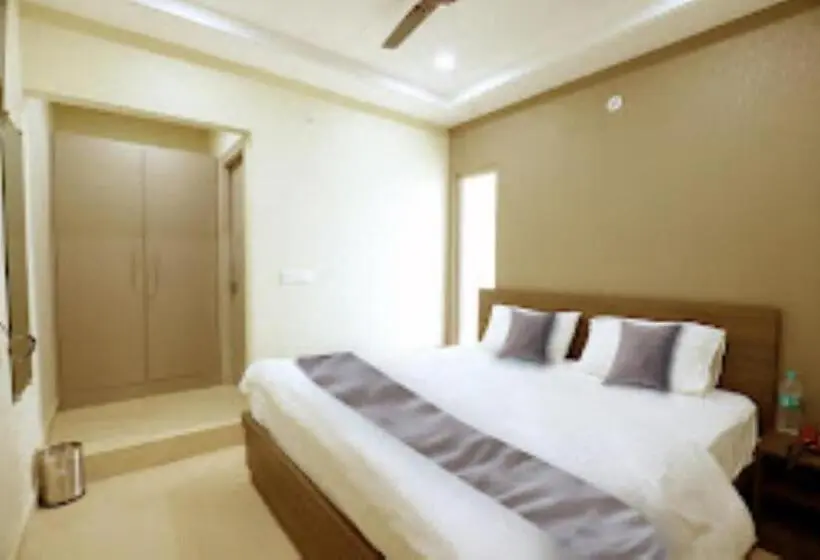 Standard-huone, Heaven Hotel,bareilly