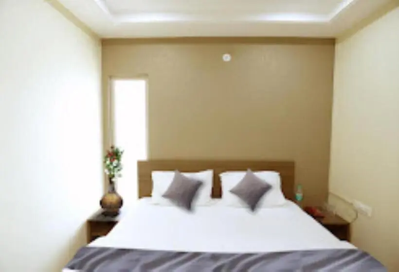 Standard-huone, Heaven Hotel,bareilly