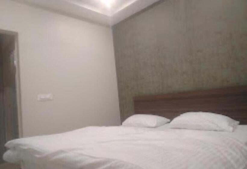 Номер Deluxe, Heaven Hotel,bareilly