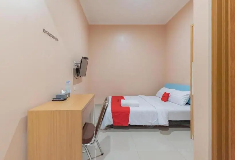 Standard-huone, Reddoorz Syariah Near Alun Alun Palimanan