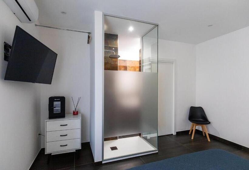 اتاق سوپریور با تخت بزرگ, Luxury 144 B&b