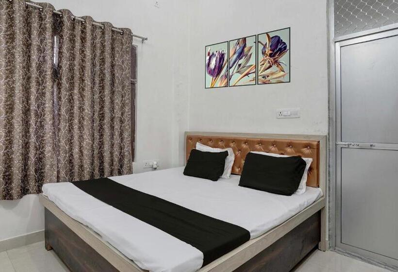 Трехместный Номер Deluxe, Oyo Hotel Sakshi Palace