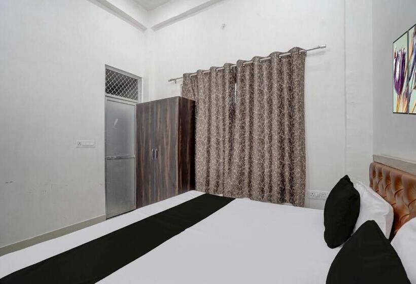 Трехместный Номер Deluxe, Oyo Hotel Sakshi Palace